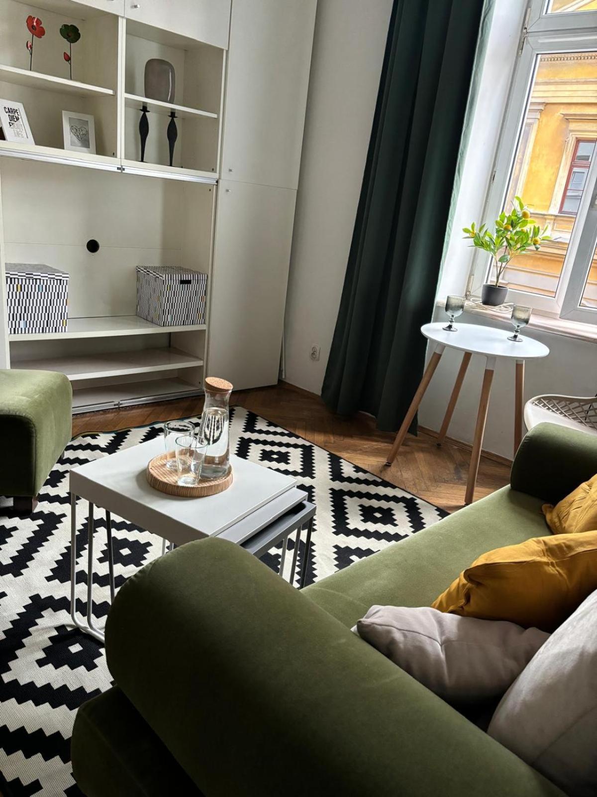 Krakow Central Green Apartments Bagian luar foto